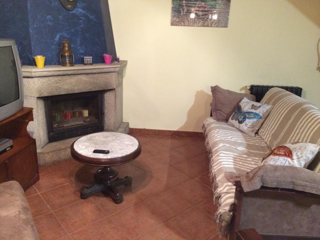 Labra La Casina De Berdayesゲストハウス エクステリア 写真